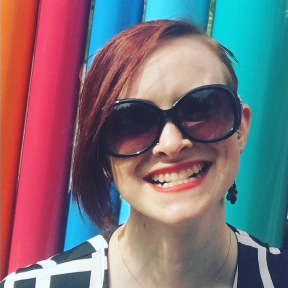 Meet your Posher, Starr - Picture 3 of 4